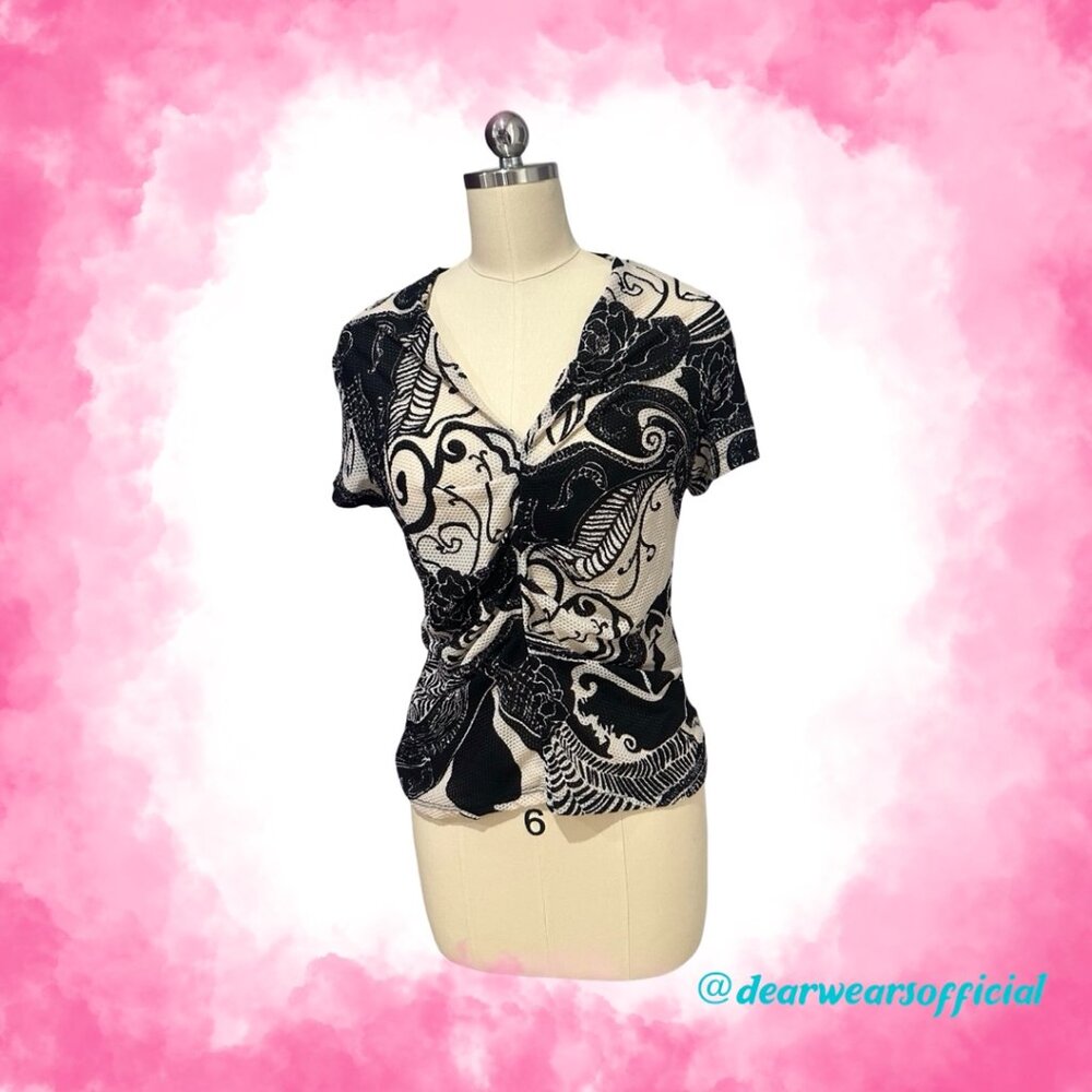 Moonshell Black & White Blouse